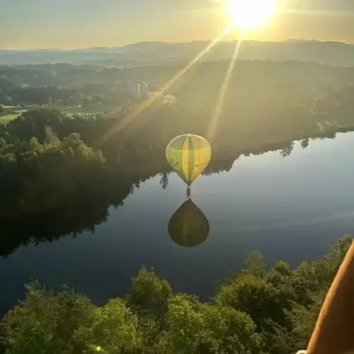 Montgolfières au soleil